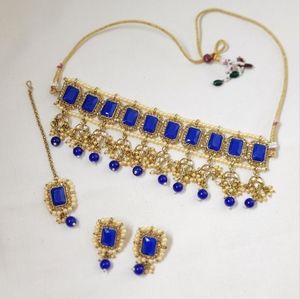 (NEW) Indian Blue Choker Bridal Set, Necklace and stud earrings,4 piece …